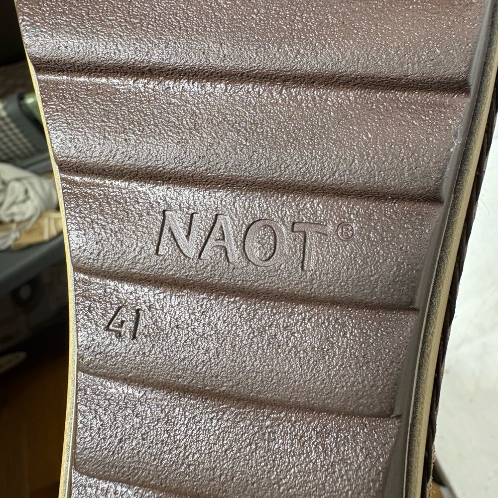 NAOT BEGONIA Women’s Sandals in Color Pewter/Gold/Silver ORTHOTIC Size 41/US 10 - Picture 5 of 8